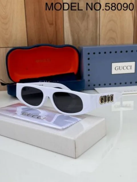 Gucc58090 white black
