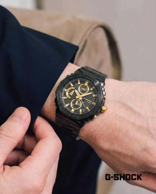 Casio G-Shock GMC-B2100ZE-1AJR Black-Gold