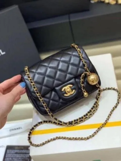 Chane quilted cc crush mini flap black purse with Folding box 6701