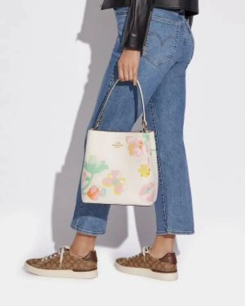 Coatch Town Bucket Bag With Dreamy Land Floral Print 5273
