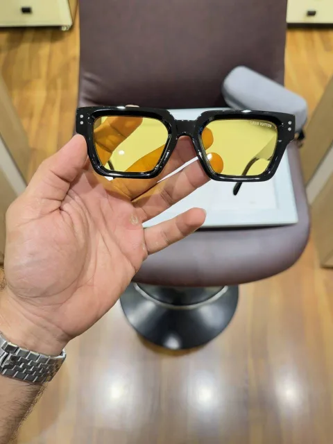 Loui vuitton 35104 black yellow