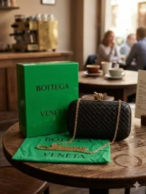 Bottega_Veneta_Black_Knot_Leather_Clutch_With_OriginalBox_DustCover_Highend