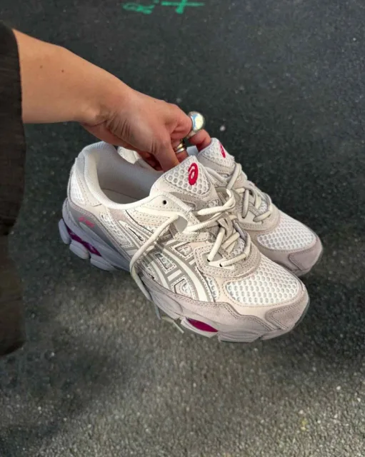 Asiccs Gel-NYC Cream Moonrock 2699