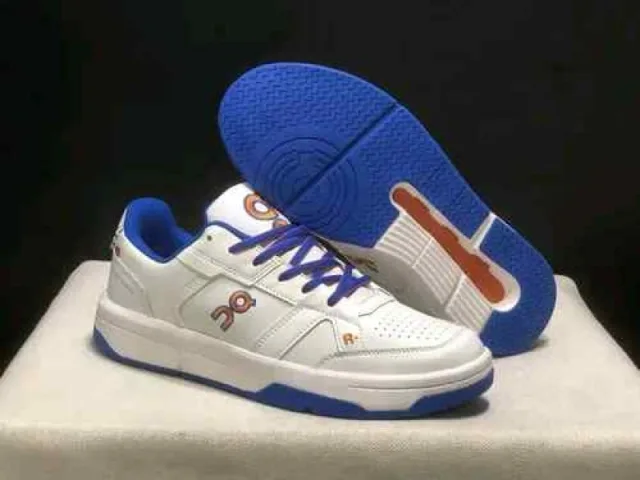 On The Roger Clubhouse 2 Varsity sneaker White Indigo