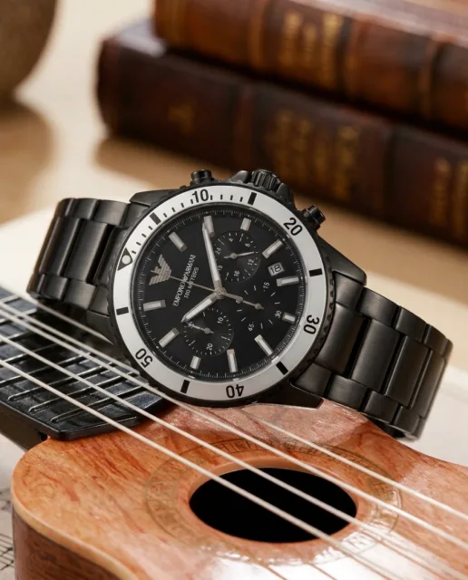 Emphorio Arrwa%! 100Meter Chronograph Black-White Bazzle