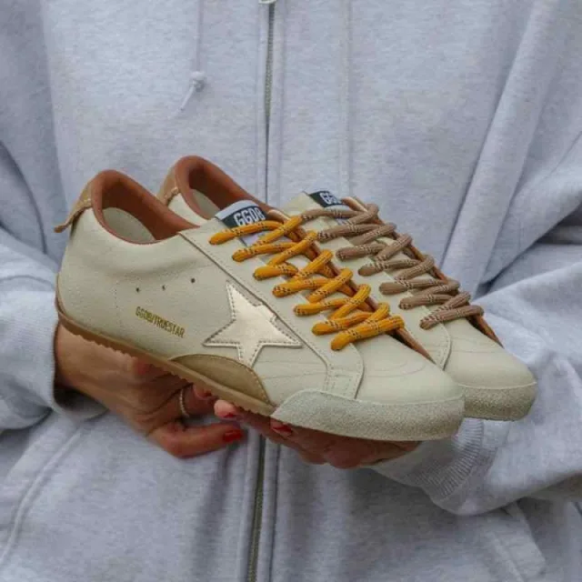 GOLDEN GOOSE TRUE STAR GOLDEN