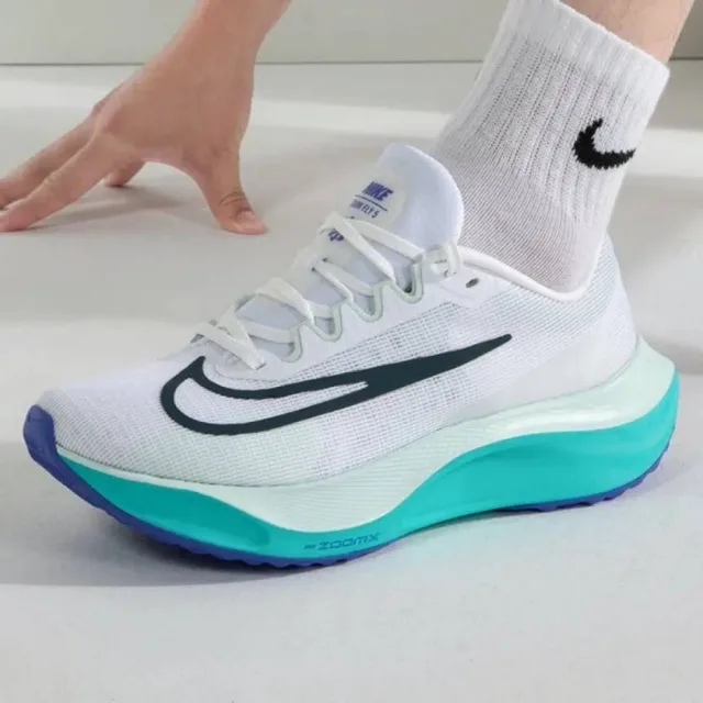 Nikke Zoom Fly 5 Barely sky blue