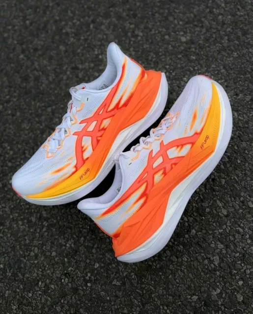 Asiccs Superblast 3 White Orange Glow