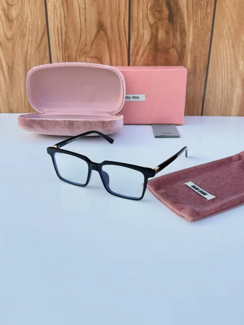 Miu miu 5524 black plano