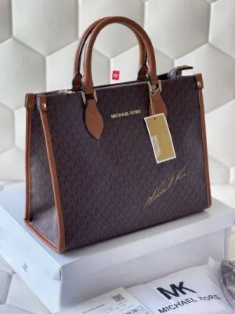 Micheal Kors tote bag with dust bag 5026