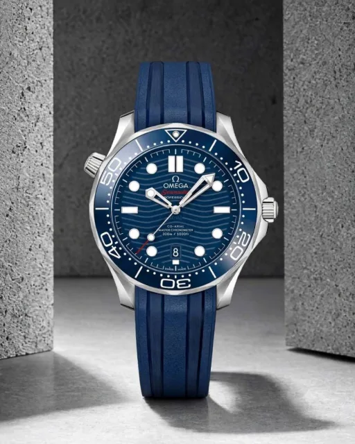 Omegg_a Seamaster Diver 300M Automatic Blue-Silver-Blue