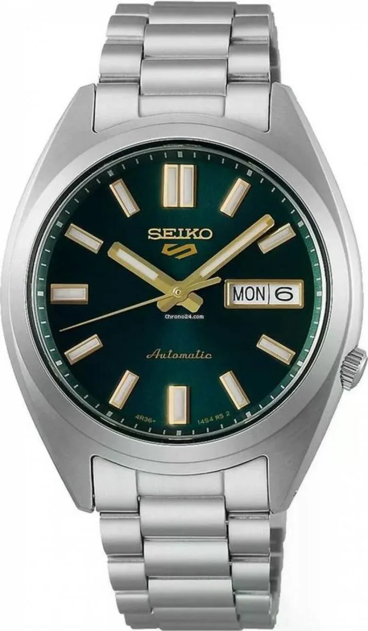 Seiko_o 5 Sports SNXS Automatic silver green and yellow niddle