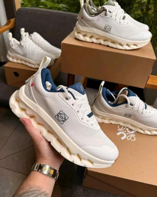 Loewe x On cloudtilt 2 0 White Navy 2077