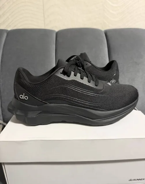 Alo Yoga runner tripple Black