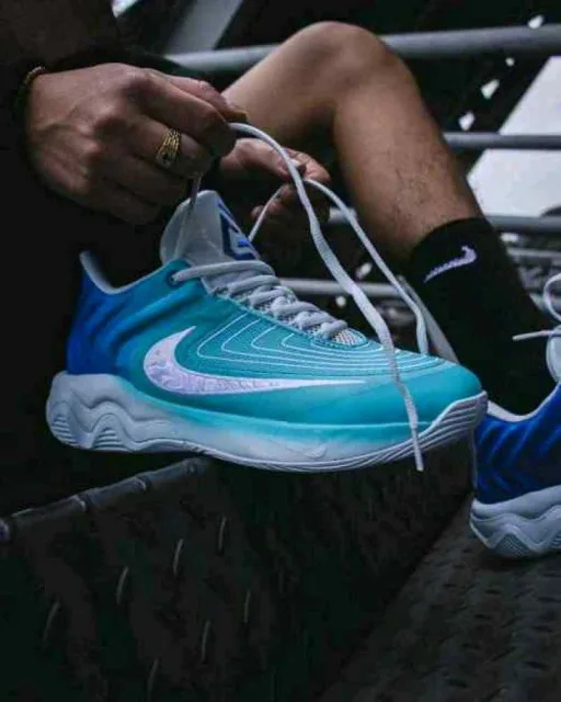 Nikkee Giannis Immortality 4 EP Dusty Cactus White Green Frost 989