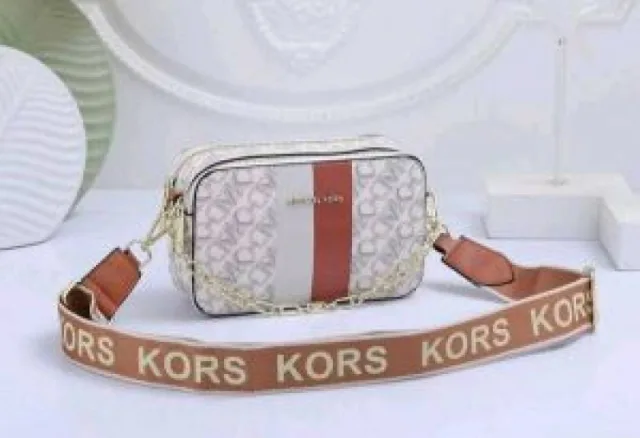 MICHEAL KORS Camera Sling Bag With Box & Dust Bag & Sling Belt 5113