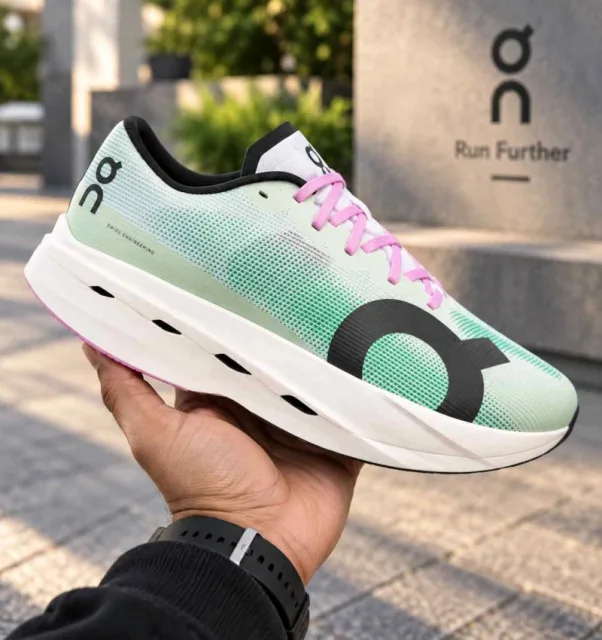 On Cloudboom Volt Iceberg Mantis 6194