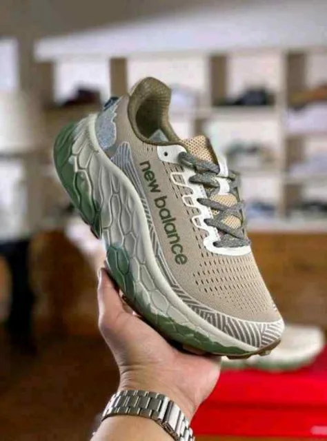 New balanccee Fresh Foam x Trail More V3 Beige