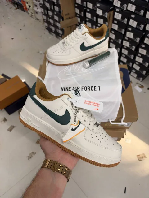Nikkee air force 1 hamava fix dust bag keychain extra laceeee