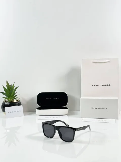 Marc Jacobs 6000 Shine Black