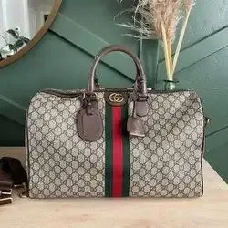 Guchi_duffle bag premium quality with dust cover