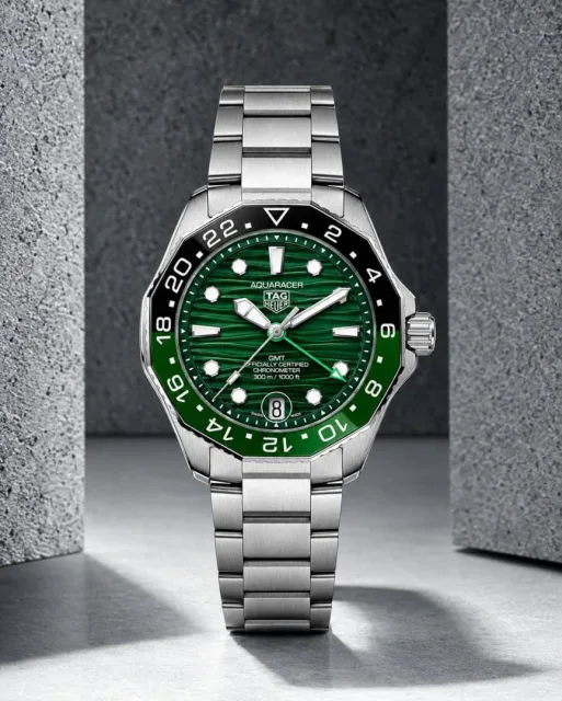 Tag_g Aquaracer Professional 300m date automatic japan zik zake line green niddle