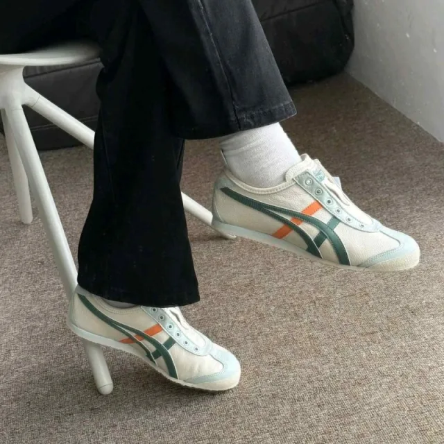 Onitsuukaa Tigerr Mexico 66 Slip On Cream Green 1253