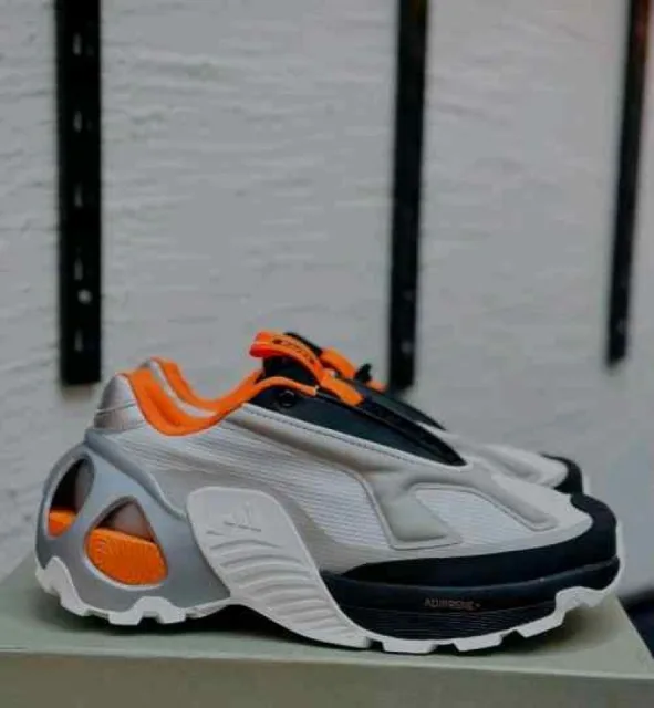 Adiddass Wonder Runner Grey Black 692