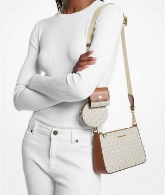 Michael kor Jet Set Charm Small Logo Pochette Bag ( Box Dust Bag) 6740