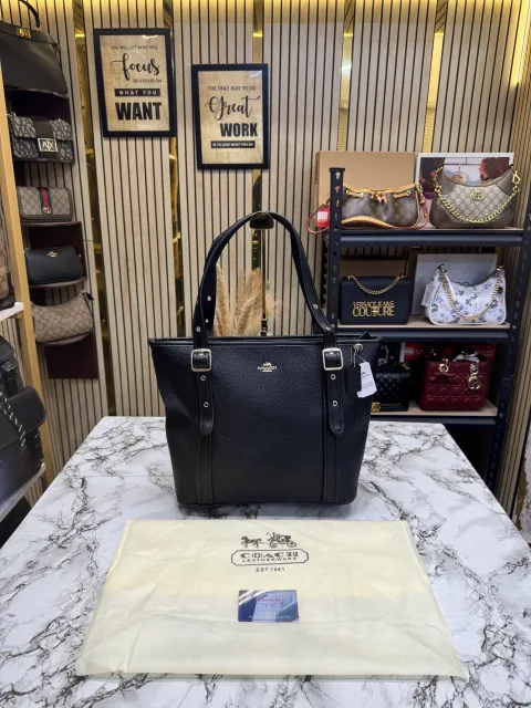 Coatch Gallery Premium Tote Bag With OG Dust Bag (Black) 2376